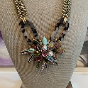 Stella & Dot Belle Statement Necklace